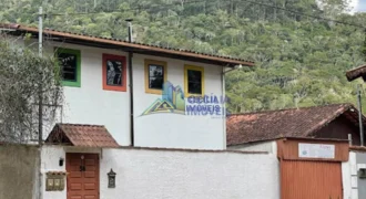 Casa à venda no Parque Dom João VI, Nova Friburgo RJ