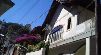 Casa à venda no Loteamento Sítio Jacina, Nova Friburgo RJ